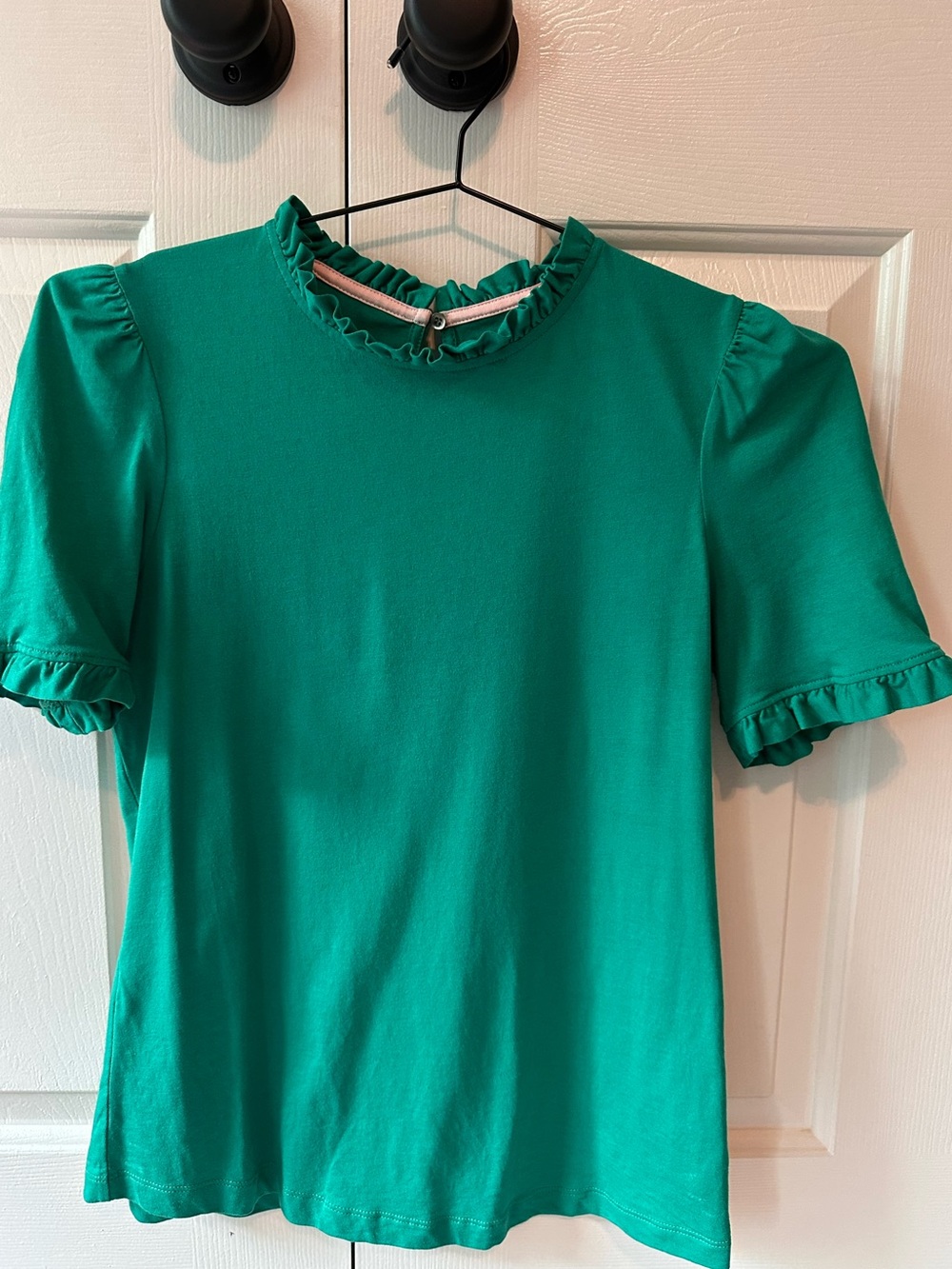 Boden Green Ruffle Neck Short Sleeve Top (Green)